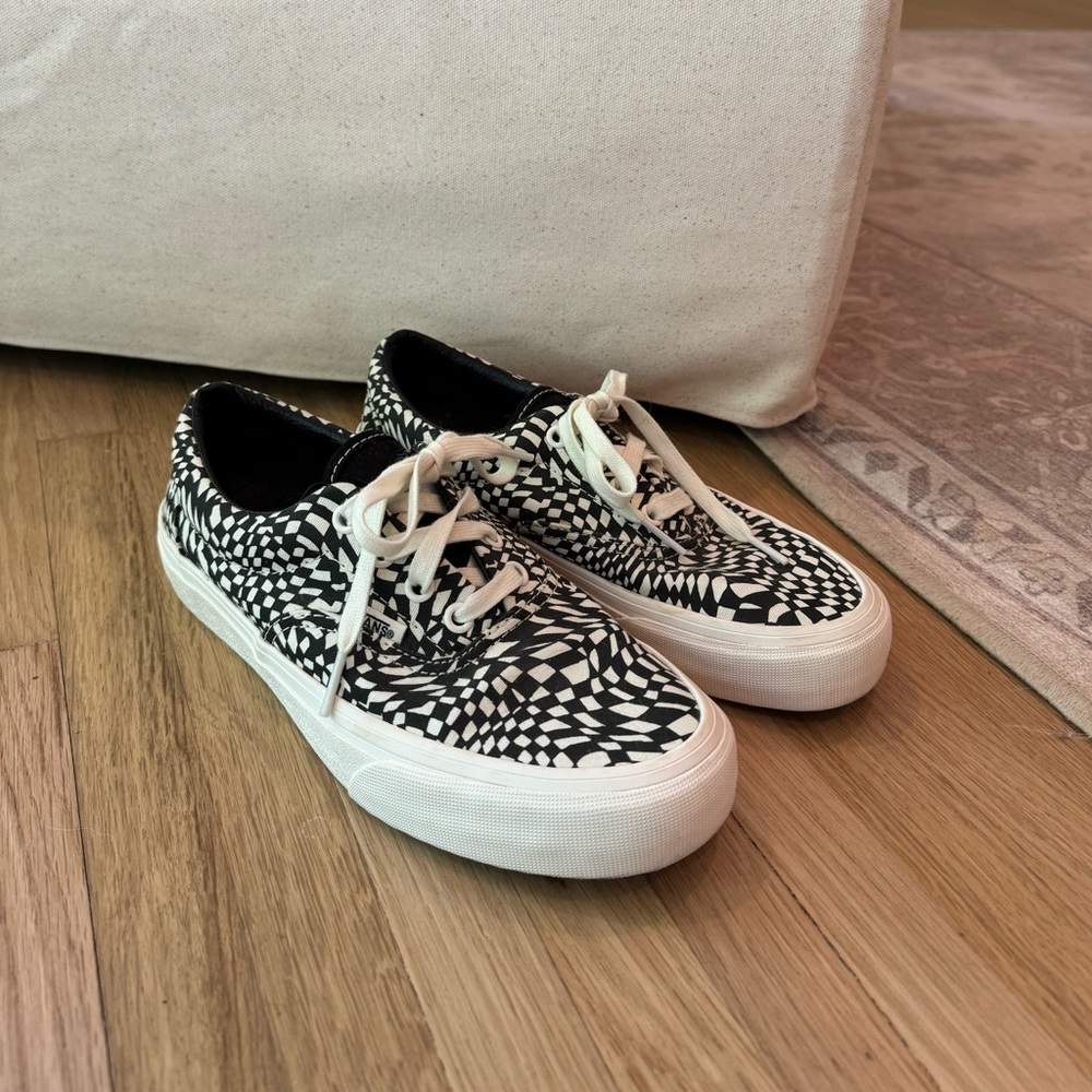 Vans Era in Wavy Checkerboard